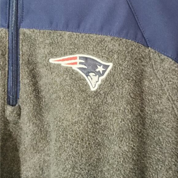 NFL New England Patriots Fleece Jacket
1/4 Quarter Zip Hoodie Football Outdoors - Picture 5 of 9